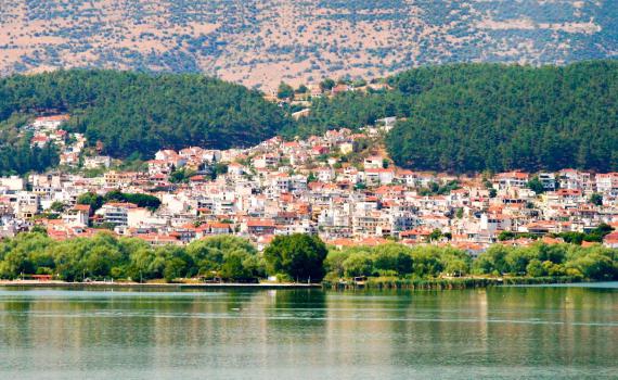 טיול מקיף ביואנינה: פנינה בצפון יוון