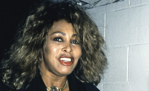 בגיל 83: הלכה לעולמה מלכת הרוקנרול טינה טרנר