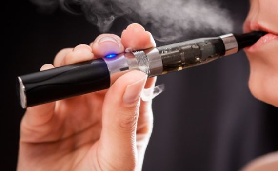 אזהרה חמורה: נמצאו סמים מסוכנים בסיגריות אלקטרוניות
