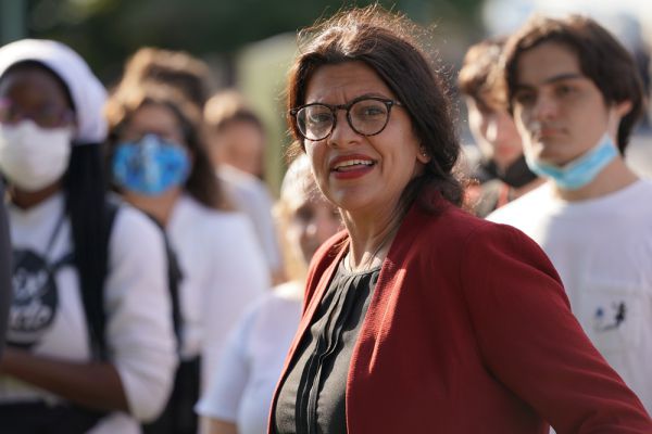 נזיפה לחברת הקונגרס: "קראה להשמדת ישראל"