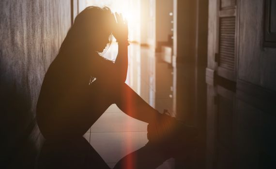 "הבת שלי מתאבדת לאט" | הטיפול הלקוי באנורקסיה