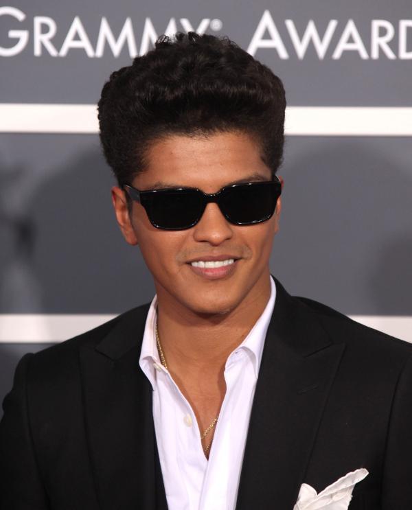 בפעם הראשונה: ברונו מארס יגיע להופיע בישראל