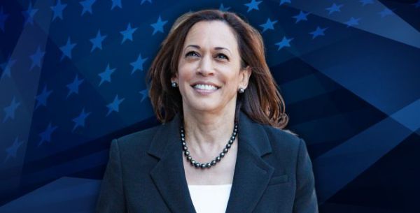 רשמית: זו הבחירה של האריס לתפקיד סגן הנשיא