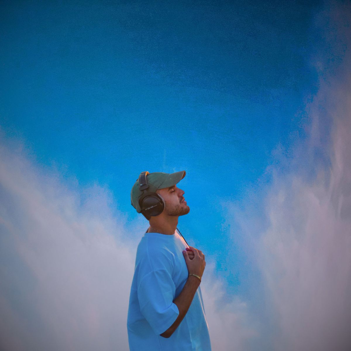 בהשראת הרב לונדין: השיר החדש של ישי רביבו