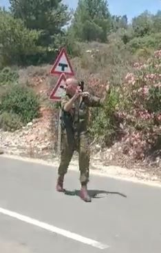 הערבים חסמו את הכביש, יצאנו להגן על עצמנו