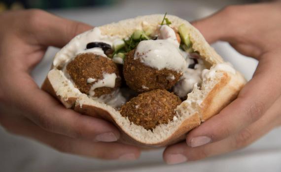 אוהבי הפלאפל – היום הזה הוא בשבילכם