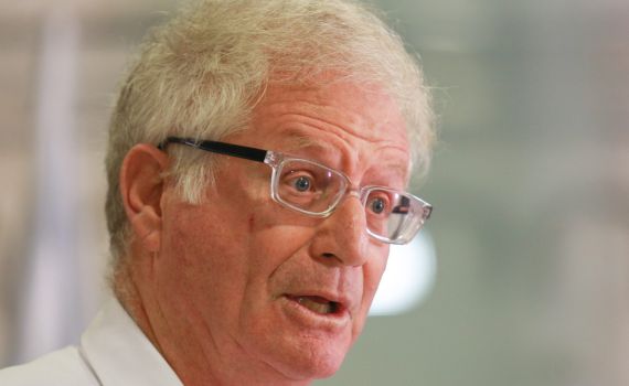 רגע אחרי לכתו: הספר האוטוביוגרפי של צבי צמרת