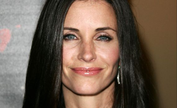 כוכבת "חברים" חוגגת יום הולדת: 10 דברים שלא ידעתם