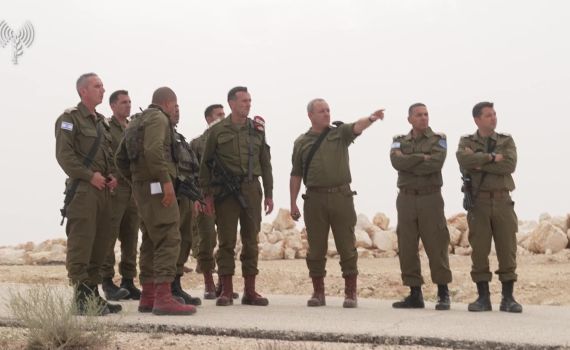 תחקיר הפיגוע בדרום: בכירים בצה"ל הגיעו לקהיר