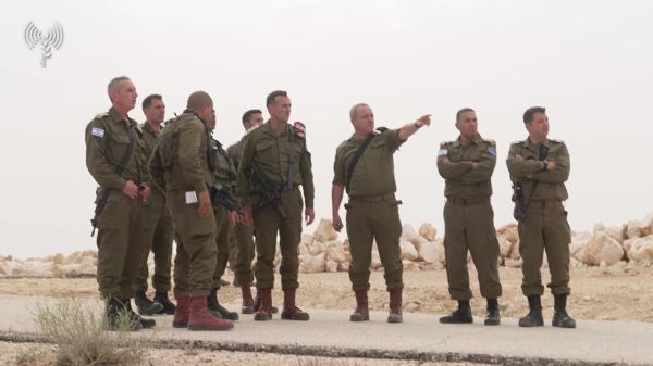 תחקיר הפיגוע בדרום: בכירים בצה"ל הגיעו לקהיר