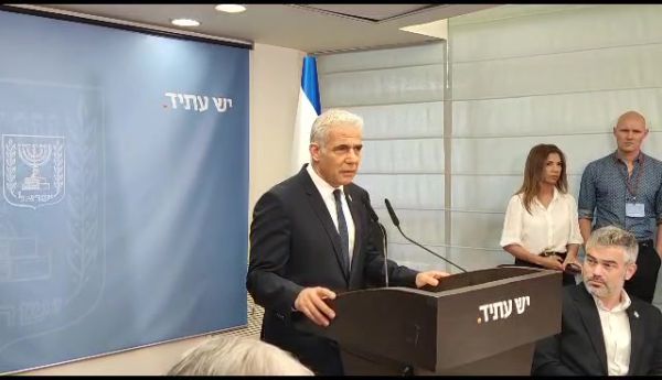 יאיר לפיד: 'אזרחי ישראל קורסים בגלל יוקר המחיה'