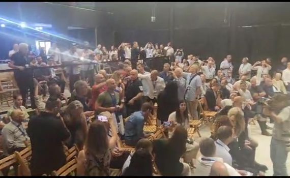 מפגינים פוצצו את הנאום של ברקת; אמיר השכל נעצר