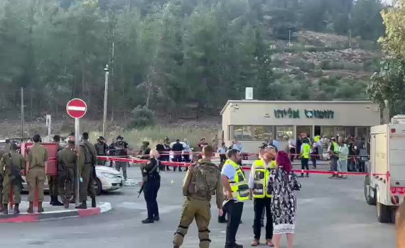 שעות ההלוויות היום של הנרצחים בפיגוע בעלי