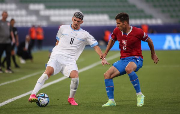 בדקה ה-81: ישראל עלתה ליתרון 1:0 על צ'כיה