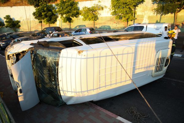 מושב לפידות: מיניבוס התהפך, 7 פצועים במקום