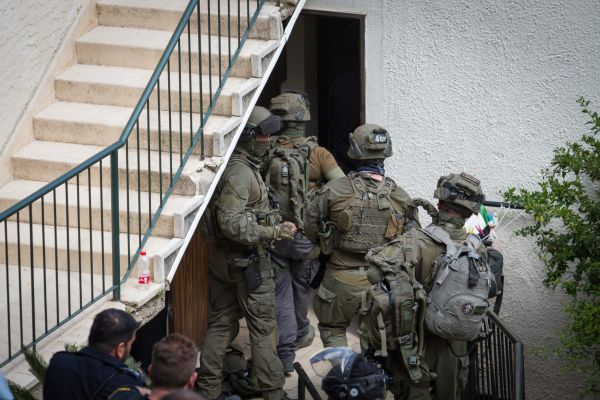 תכנן פיגוע בטווח המיידי: פלסטיני משכם נעצר בלוד