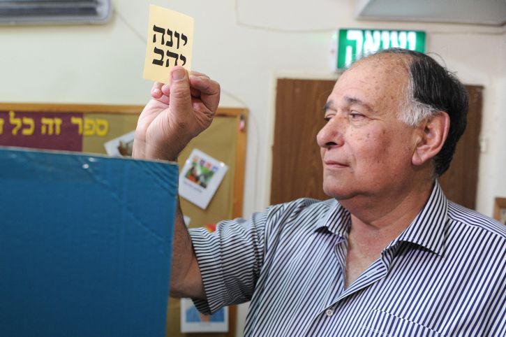 המירוץ מתחמם: ראש העיר שהפסיד ופרש חוזר לפוליטיקה