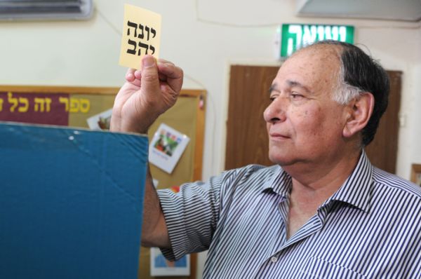 המירוץ מתחמם: ראש העיר שהפסיד ופרש חוזר לפוליטיקה