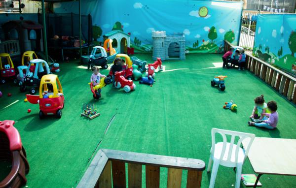 הגננת מאילת הואשמה ב-380 מקרי התעללות