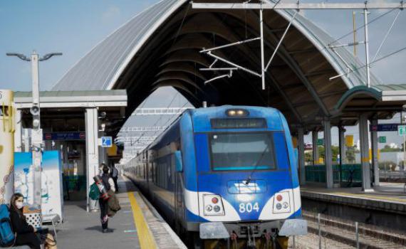 טרגדיה: אדם נהרג מפגיעת רכבת בתחנת נתניה
