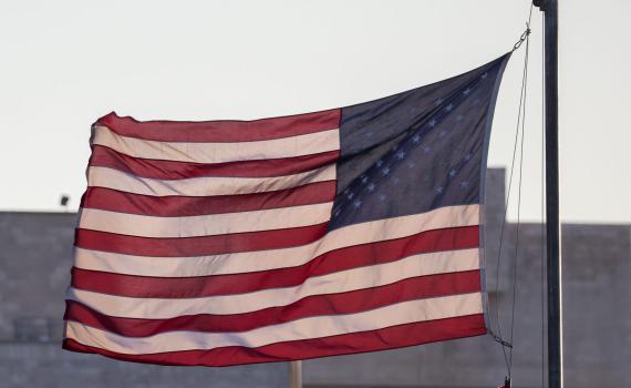 דגל גאווה? רק אם זה לא מרגיז את המוסלמים