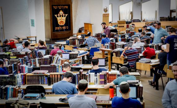 מוחמד עוזב את ישיבת ההסדר: "מלא ביראת שמים"