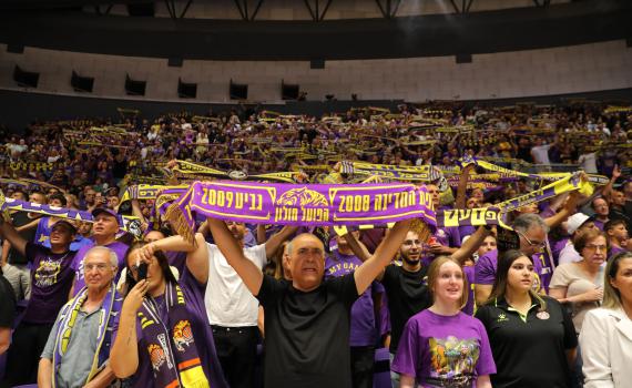 רשות התאגידים הגישה בקשה לפירוק הפועל חולון