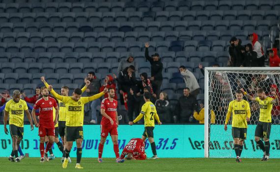 בשורה לאוהדים: משחקי כדורגל ישודרו גם בסלולר