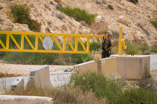 3 לוחמים הרוגים; הפיגוע בדרום שלב אחרי שלב