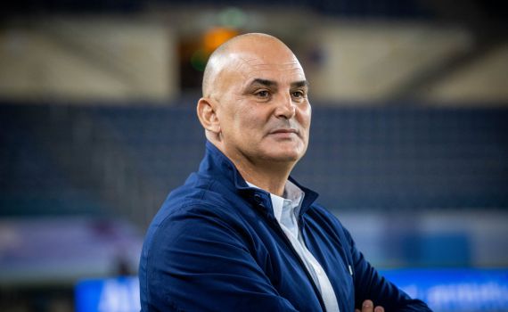 הזעזוע בנבחרת: גם אלון חזן פוטר מתפקידו