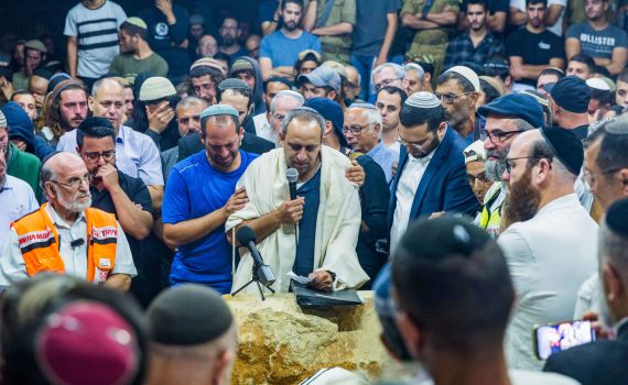 במשפחה אומרים: "המח"ט הגיע בלי תיאום בערב רגיש"