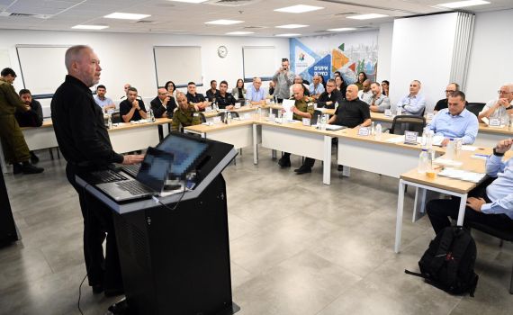 גלנט: 'עלינו להיערך לתרחישים המחמירים ביותר'