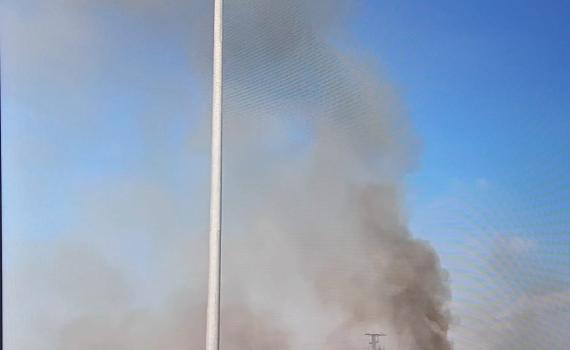 שריפה פרצה בסמוך למחלף ענבה. 4 צוותי כיבוי במקום