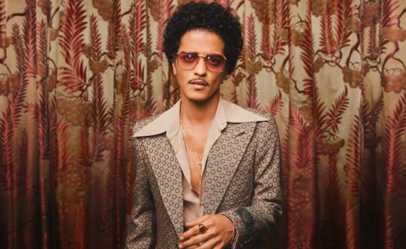 עושה את זה שוב? ברונו מארס בדרך לסולד אאוט