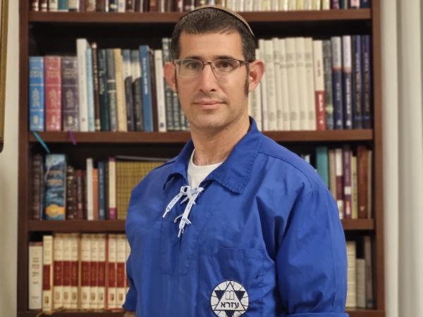 טלטלה בתנועת הנוער: המזכ"ל הסרוג התפטר מתפקידו