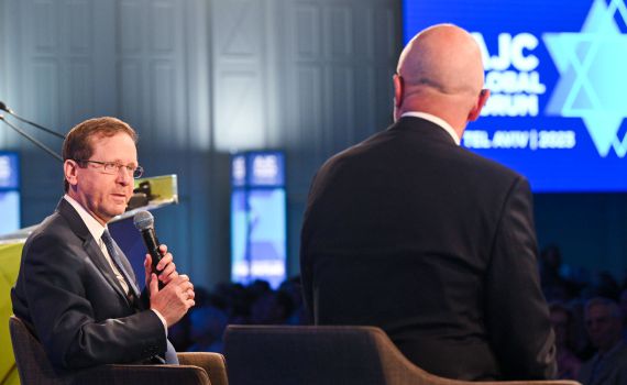 הרצוג: "ימים קריטיים, עם ישראל רוצה הסכמה"