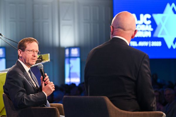 הרצוג: "ימים קריטיים, עם ישראל רוצה הסכמה"