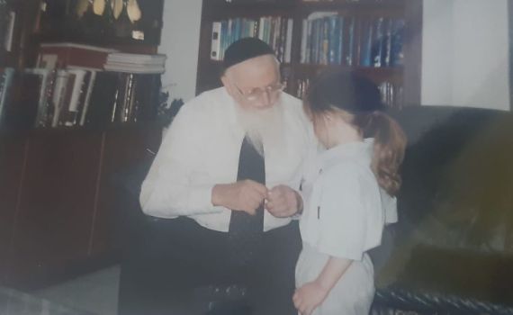 5 סיפורים אישיים וזיכרונות מהרב מרדכי אליהו זצ"ל