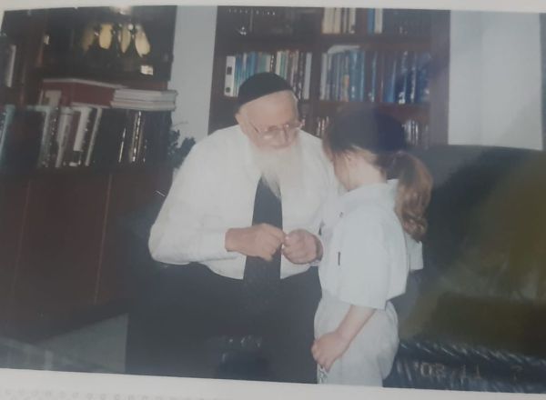 5 סיפורים אישיים וזיכרונות מהרב מרדכי אליהו זצ"ל