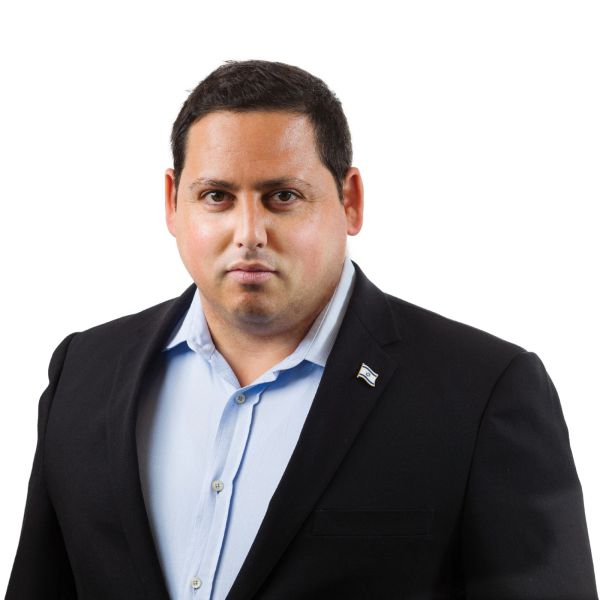 יו"ר האופוזיציה הסרוג יתמודד לראשות העיר