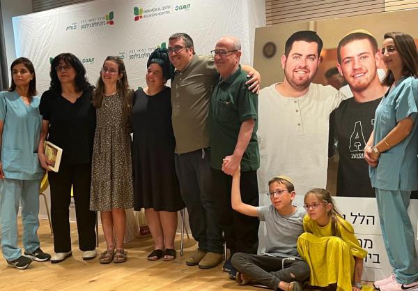 משפחת יניב נפגשה עם המושתלים: "לא בחרנו בזה"