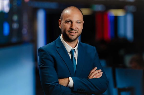 העיתונאי הוותיק מונה לסגן עורך אתר וואלה