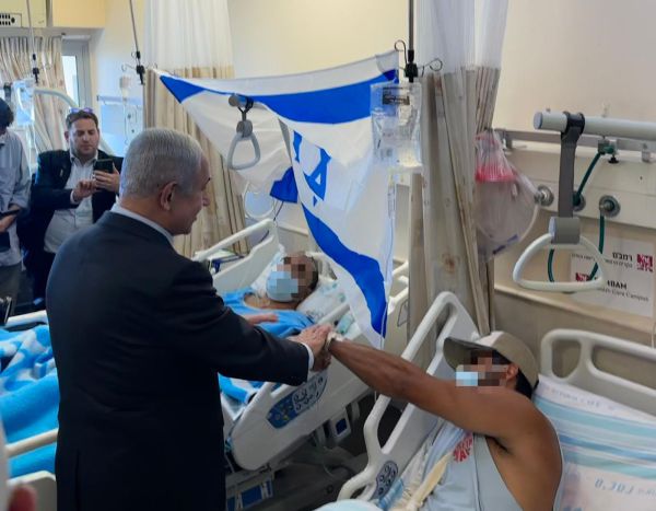 נתניהו הגיע לבקר את החיילים הפצועים מג'נין