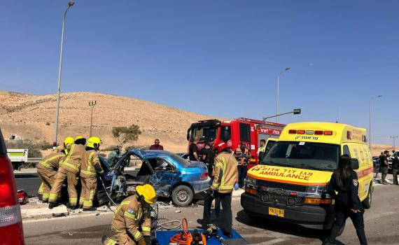 3 פצועים בתאונה בנגב, בהם אחד במצב קשה
