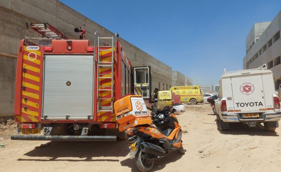 שוב: פועל נהרג מפגיעת חפץ כבד באתר בנייה