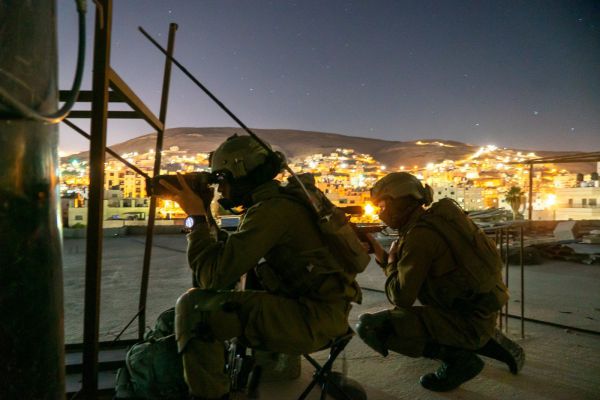 בעקבות ההסלמה באיזור: צה"ל מתגבר כוחות באיו"ש