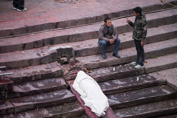גל החום הקיצוני בהודו גבה את חייהם של 100 בני אדם