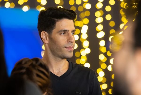 כוכב 'שבאבניקים' בתגובה למחאות: "מאסנו בפוליטיקאים"