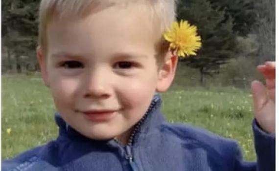 צרפת סוערת: אין קצה חוט להיעלמות הפעוט