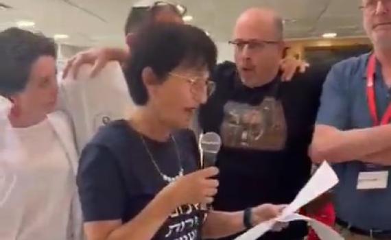 הרופאים מחו נגד הרפורמה; החולים תקפו אותם. צפו